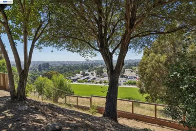 5314 Crown Ct, Castro Valley, CA 94552 - Photo 40