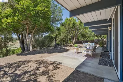 5314 Crown Ct, Castro Valley, CA 94552 - Photo 36