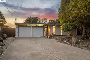 5314 Crown Ct, Castro Valley, CA 94552 - Photo 2