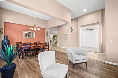 540 Lakeview Dr, Brentwood, CA 94513 - Photo 14