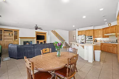 540 Lakeview Dr, Brentwood, CA 94513 - Photo 18