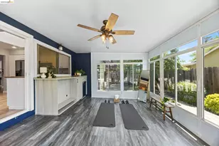 2715 Lyon Cir, Concord, CA 94518 - Photo 18