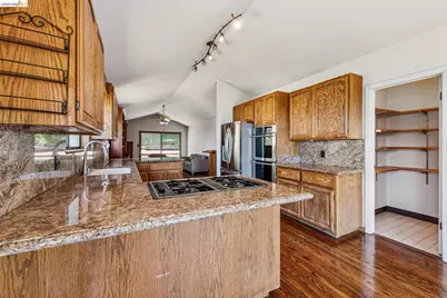 3510 Brunell Dr, Oakland, CA 94602 - Photo 28