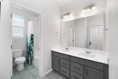 2904 Inspiration Dr, Fairfield, CA 94533 - Photo 46