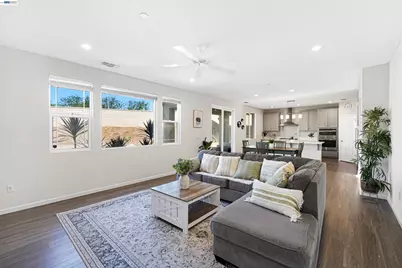 2904 Inspiration Dr, Fairfield, CA 94533 - Photo 20