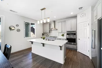 2904 Inspiration Dr, Fairfield, CA 94533 - Photo 24