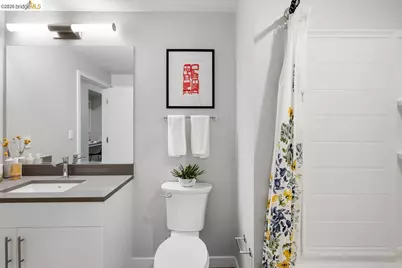 260 Brooklyn Basin Way #467, Oakland, CA 94606 - Photo 18