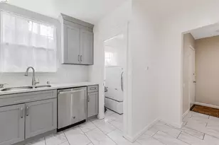 6007 San Pablo Ave, Oakland, CA 94608 - Photo 16