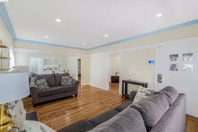6007 San Pablo Ave, Oakland, CA 94608 - Photo 6