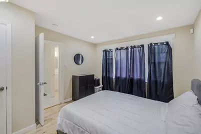 6007 San Pablo Ave, Oakland, CA 94608 - Photo 30