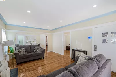 6007 San Pablo Ave, Oakland, CA 94608 - Photo 4