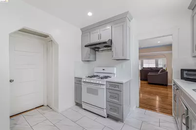 6007 San Pablo Ave, Oakland, CA 94608 - Photo 14