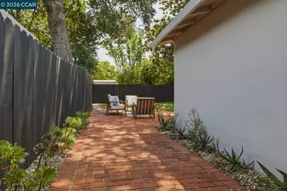 634 Teresa St, Martinez, CA 94553 - Photo 30