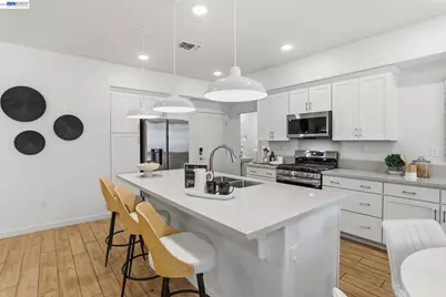 37630 Breakers Rd, Newark, CA 94560 - Photo 6