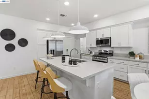 37630 Breakers Rd, Newark, CA 94560 - Photo 6