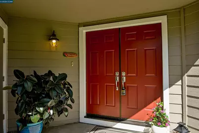 11458 Winding Trail Ln, Dublin, CA 94568 - Photo 4