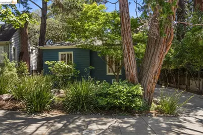 859 Sunnyhills Rd, Oakland, CA 94610 - Photo 2
