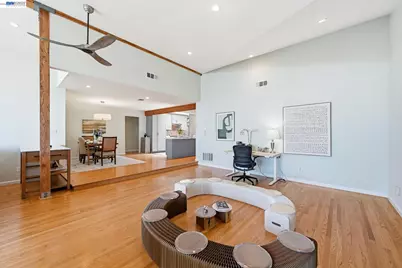 2071 Cypress Ave, San Pablo, CA 94806 - Photo 16