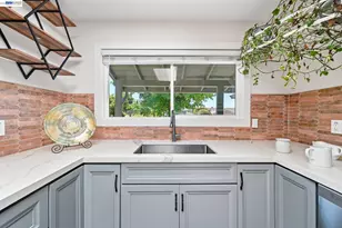 2071 Cypress Ave, San Pablo, CA 94806 - Photo 28