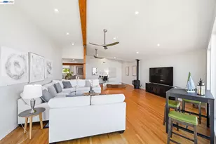 2071 Cypress Ave, San Pablo, CA 94806 - Photo 12