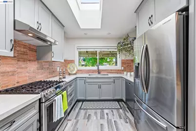 2071 Cypress Ave, San Pablo, CA 94806 - Photo 26