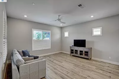 1860 Morello Dr, Brentwood, CA 94513 - Photo 20