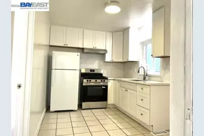 357 Lester Ave, Oakland, CA 94606 - Photo 4