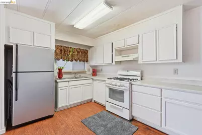8200 Jantzen Rd, Modesto, CA 95357 - Photo 2