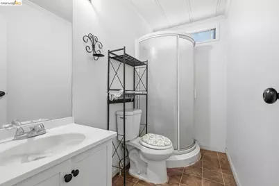 8200 Jantzen Rd, Modesto, CA 95357 - Photo 6