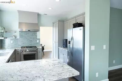 126 Barington Dr, Vallejo, CA 94591 - Photo 12