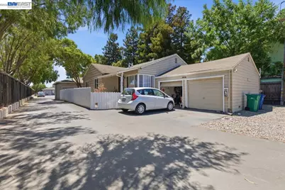 882 Tennyson Rd, Hayward, CA 94544 - Photo 8