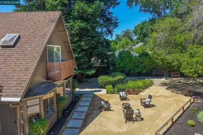 110 Rose Street, Walnut Creek, CA 94595 - Photo 30