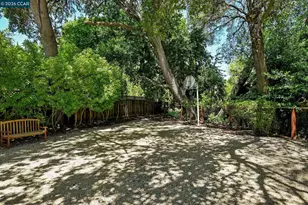 110 Rose St, Walnut Creek, CA 94595 - Photo 42