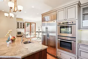 6611 Elverton Dr, Oakland, CA 94611 - Photo 38