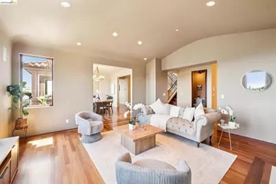 6611 Elverton Dr, Oakland, CA 94611 - Photo 10