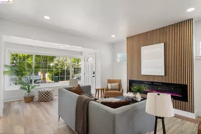 4006 Carrington St, Oakland, CA 94601 - Photo 6