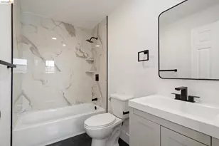 4006 Carrington St, Oakland, CA 94601 - Photo 22
