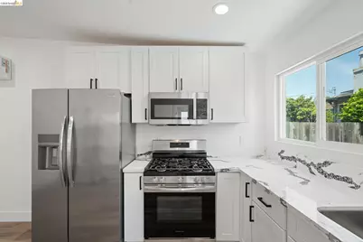 4006 Carrington St, Oakland, CA 94601 - Photo 34
