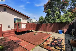 560 41st St, Richmond, CA 94805 - Photo 42