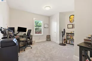 560 41st St, Richmond, CA 94805 - Photo 22