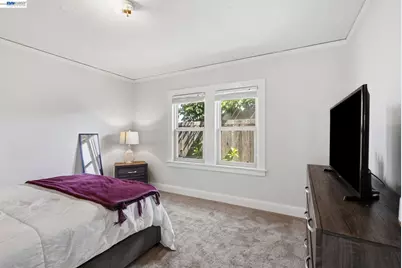 560 41st St, Richmond, CA 94805 - Photo 24