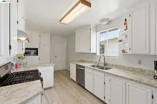 560 41st St, Richmond, CA 94805 - Photo 12