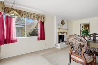 209 Honey Ln, Oakley, CA 94561 - Photo 16