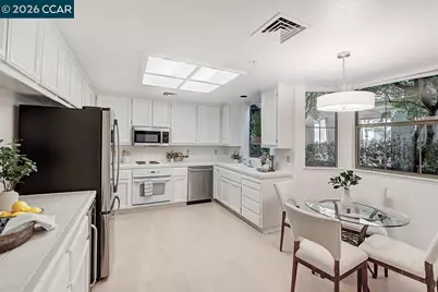 5920 Horsemans Canyon Dr #4A, Walnut Creek, CA 94595 - Photo 2