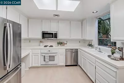 5920 Horsemans Canyon Dr #4A, Walnut Creek, CA 94595 - Photo 4