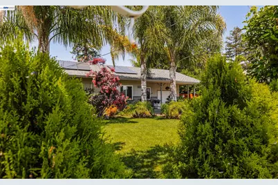 26574 Colette St, Hayward, CA 94544 - Photo 2