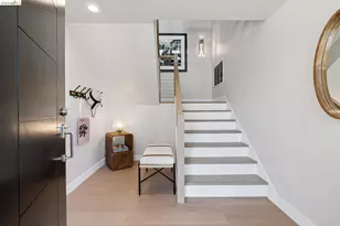 6200 Wood Dr, Oakland, CA 94611 - Photo 8