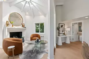 6200 Wood Dr, Oakland, CA 94611 - Photo 16