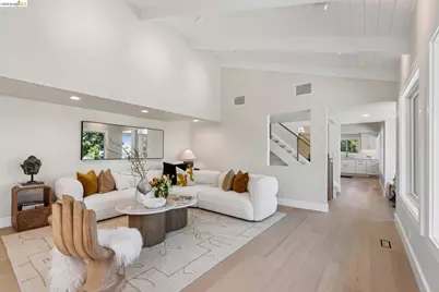 6200 Wood Dr, Oakland, CA 94611 - Photo 20