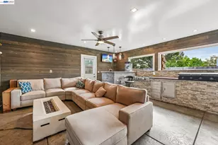 109 Crownpointe Dr, Vallejo, CA 94591 - Photo 36